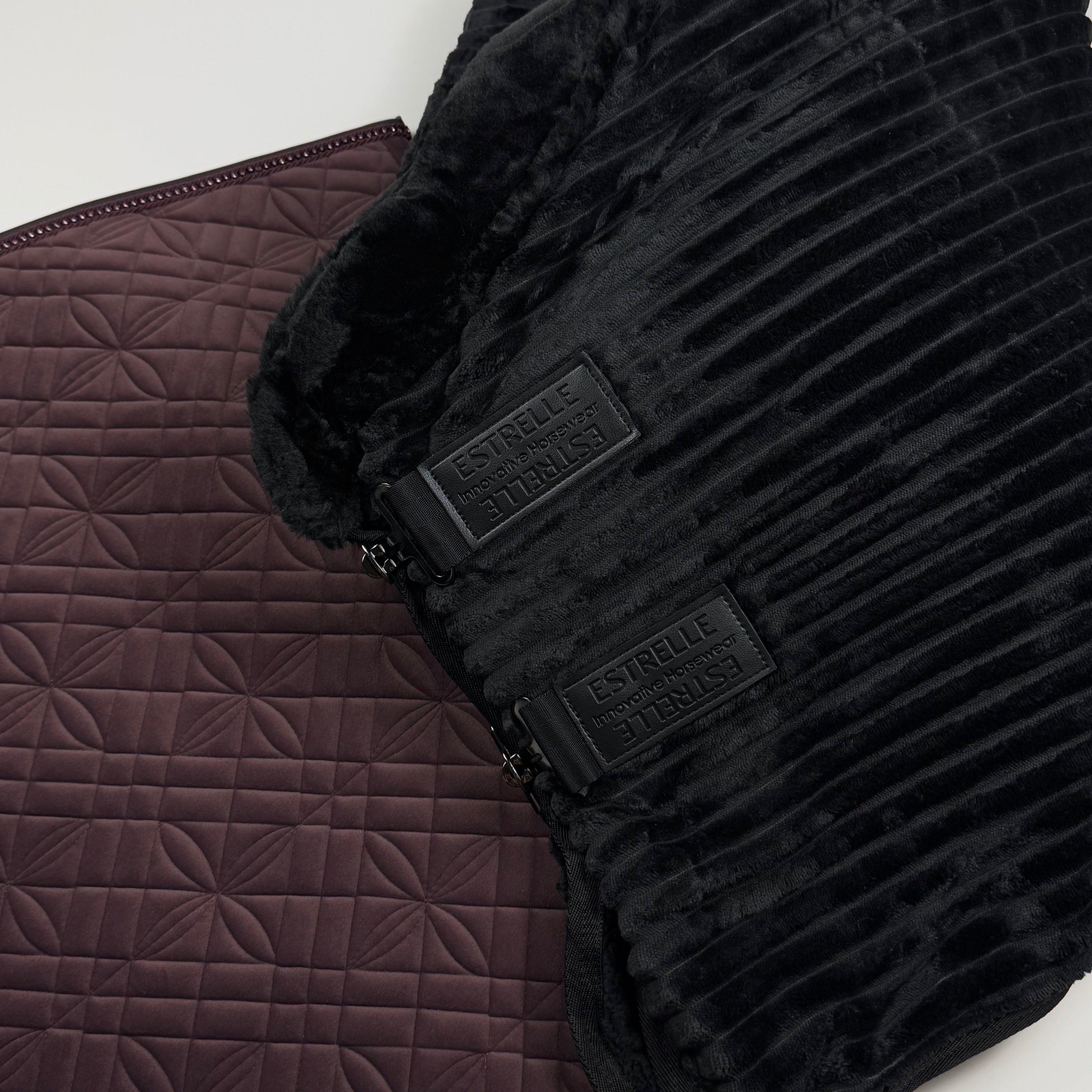 Couverture de luxe en fausse fourrure noire